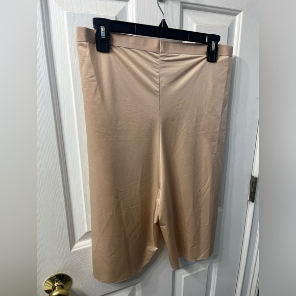 SPANX Thinstincts 2.0 High-Waisted Mid-Thigh Short Size: 3XL in Champaig… - Picture 8 of 11